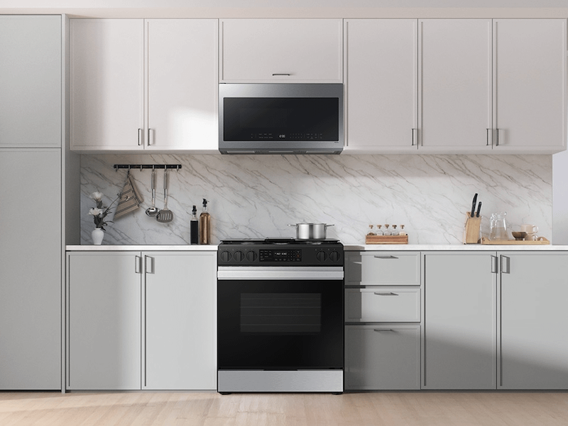 Samsung NSG6DG8300SR