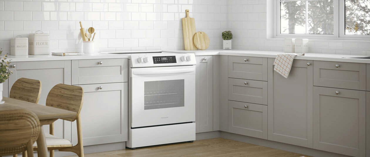 Frigidaire FCFE3062AW