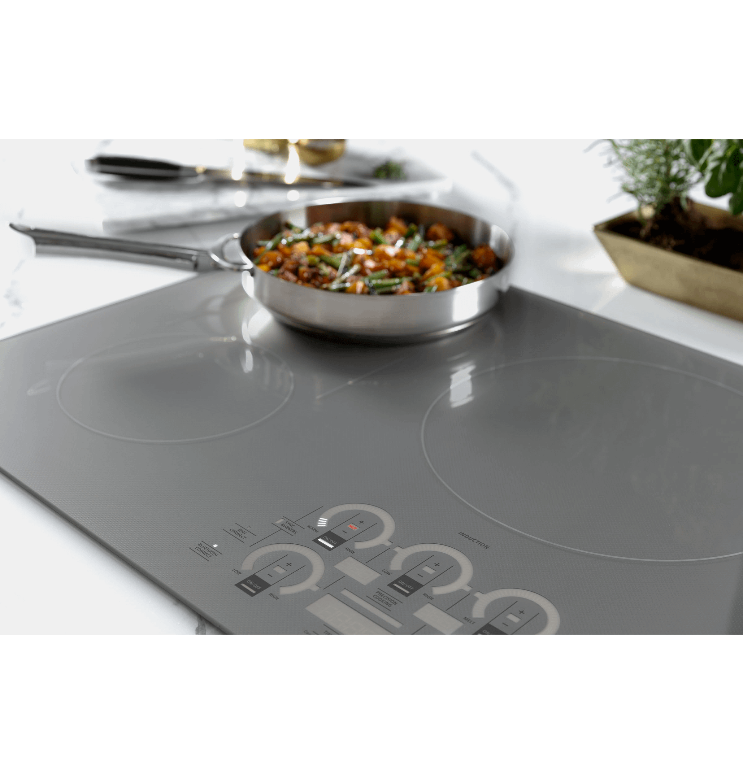 Monogram ZHU30RDTBB